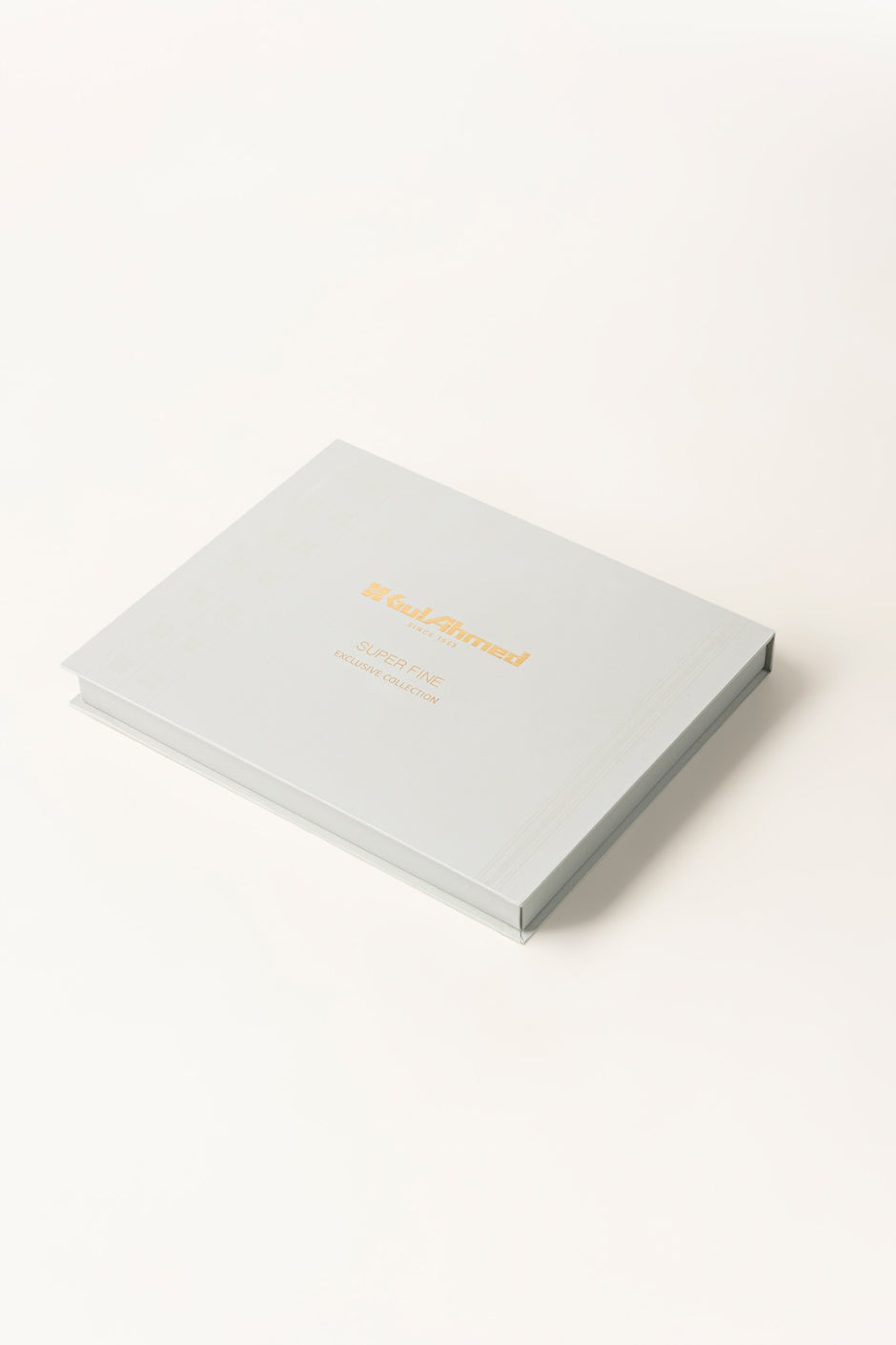 Luquia Unstitched Fabric Blended with Gift Box