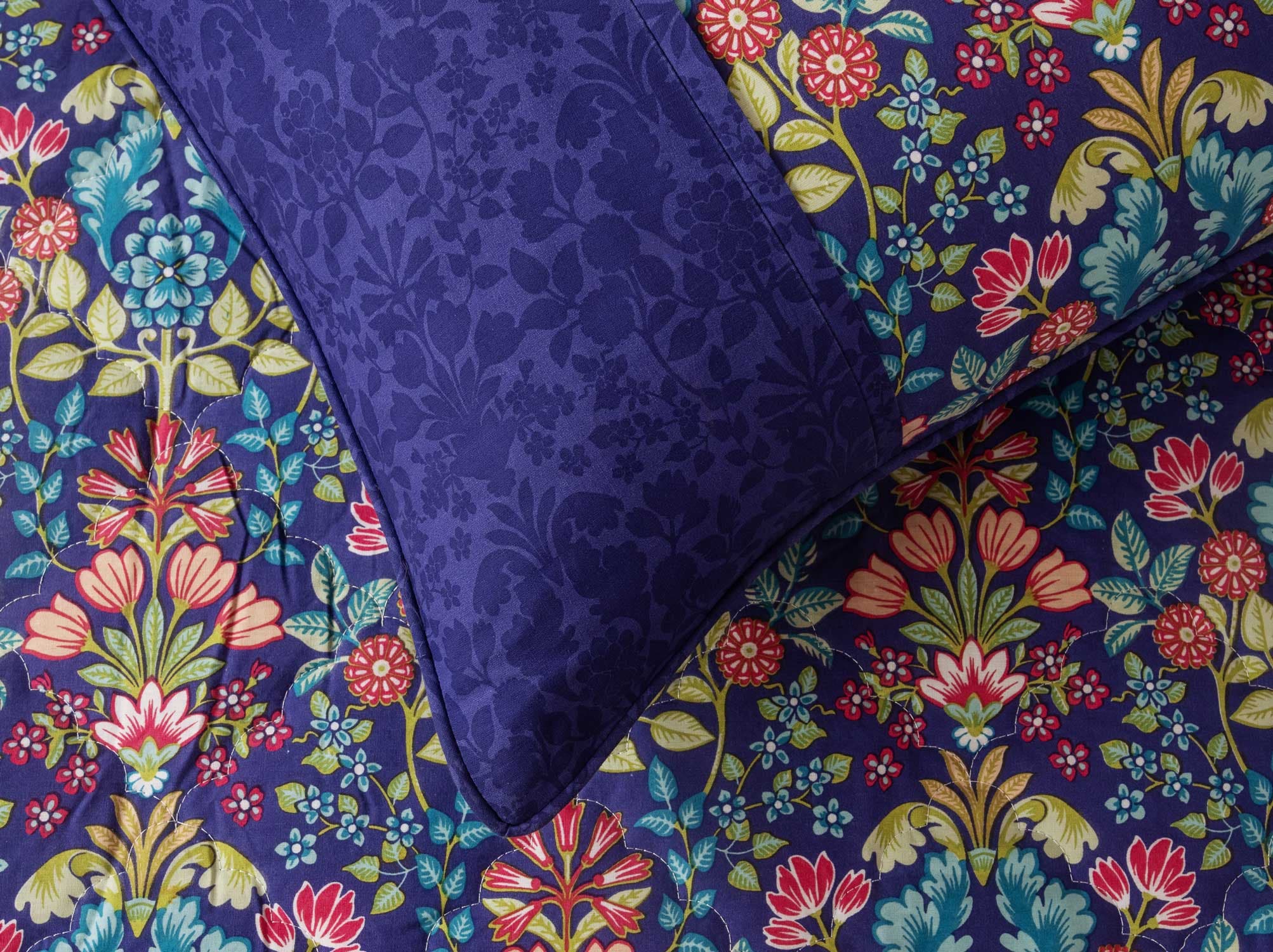 Lush Garden T-150 Bed Throw