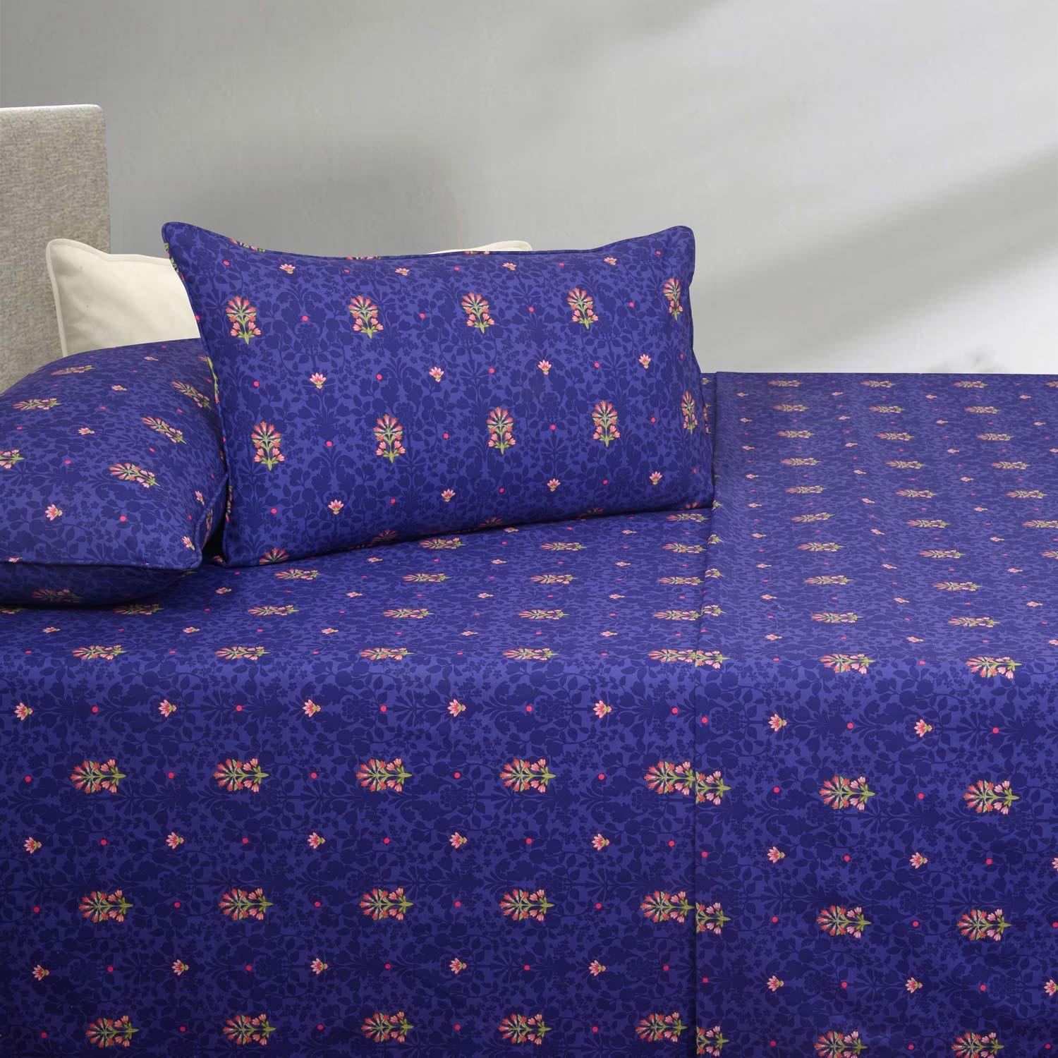 Lush Garden T-150 Bed Sheet Set