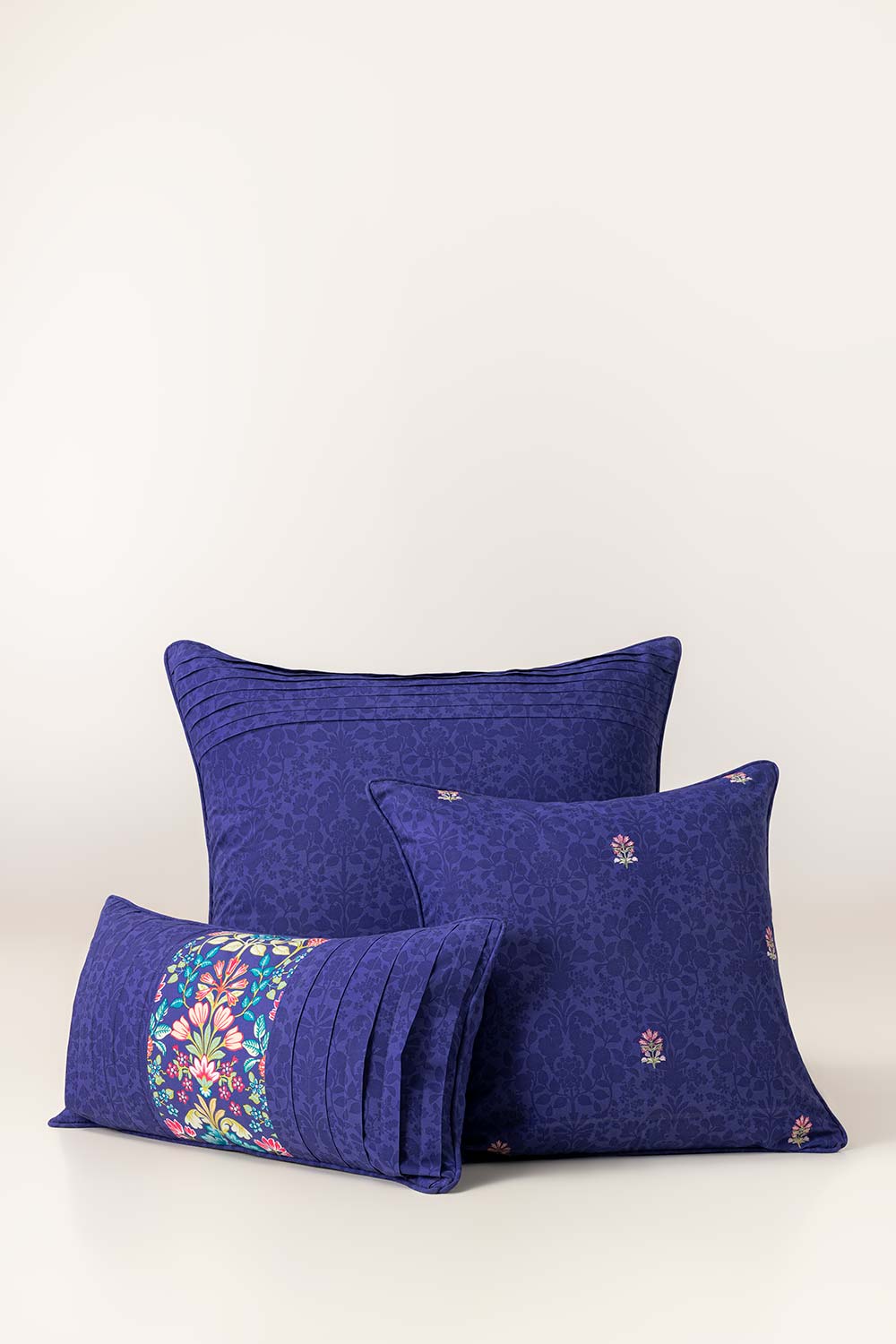 Lush Garden T-150 Euro Sham Cushion Cover