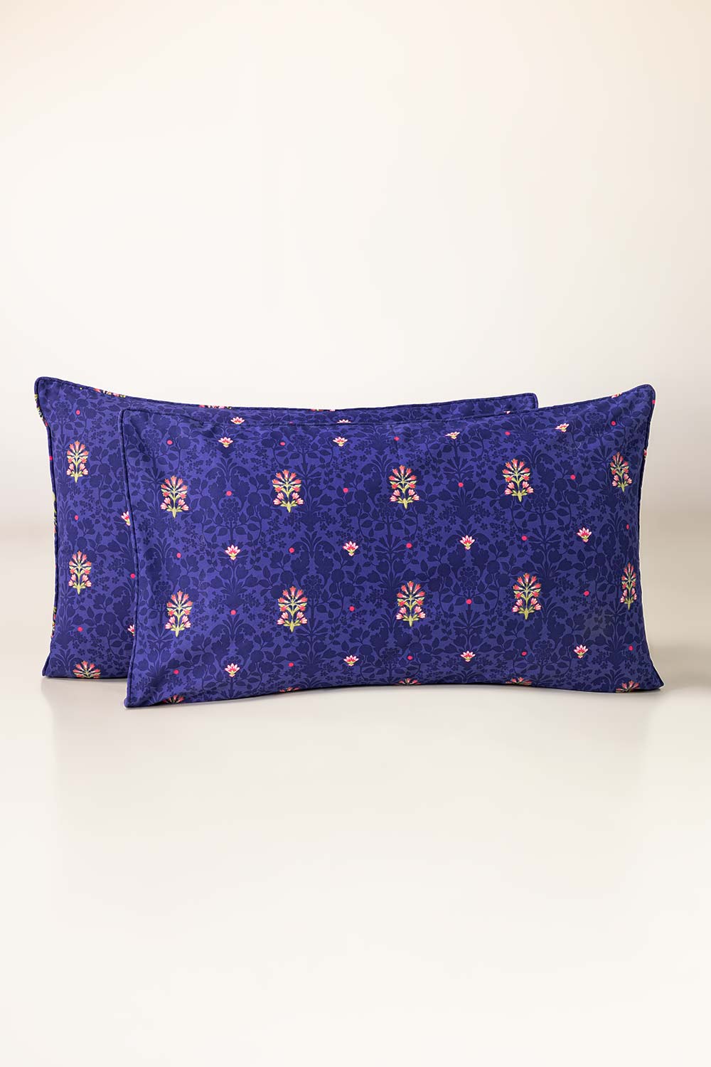 Lush Garden T-150 Pillow Cover Set