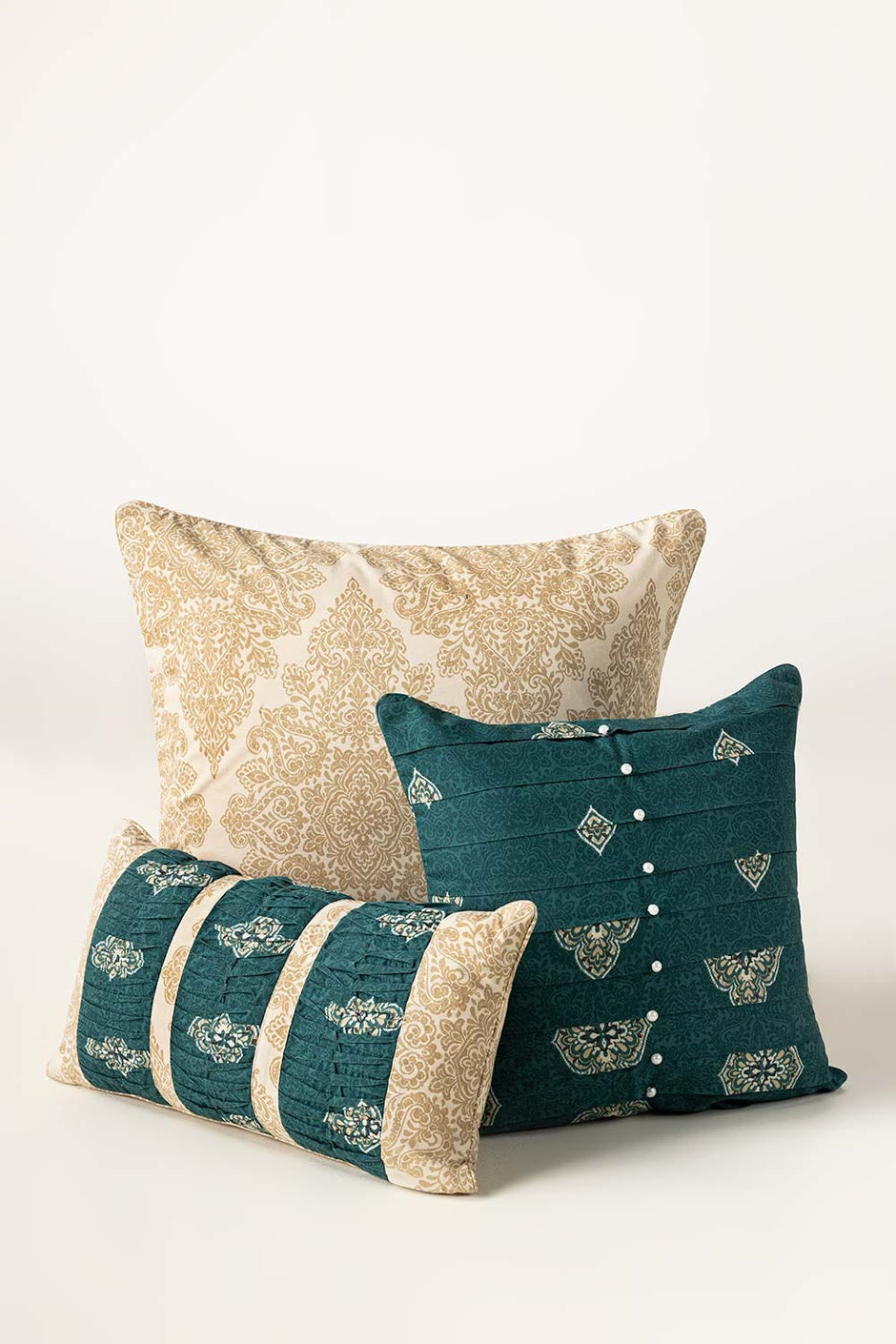 Medallion Gold T-150 Deck Cushion Cover