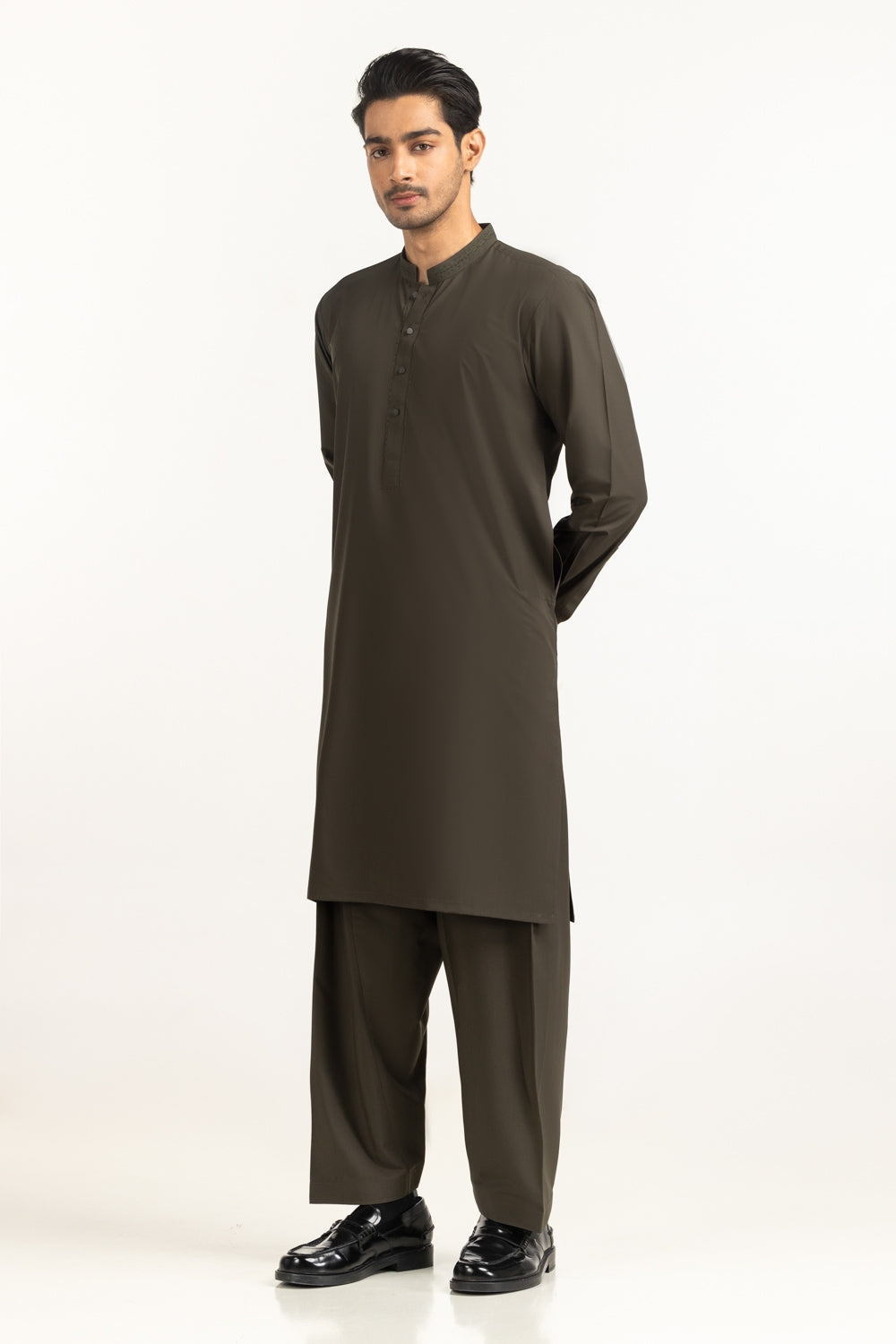Regular Fit Styling Suits