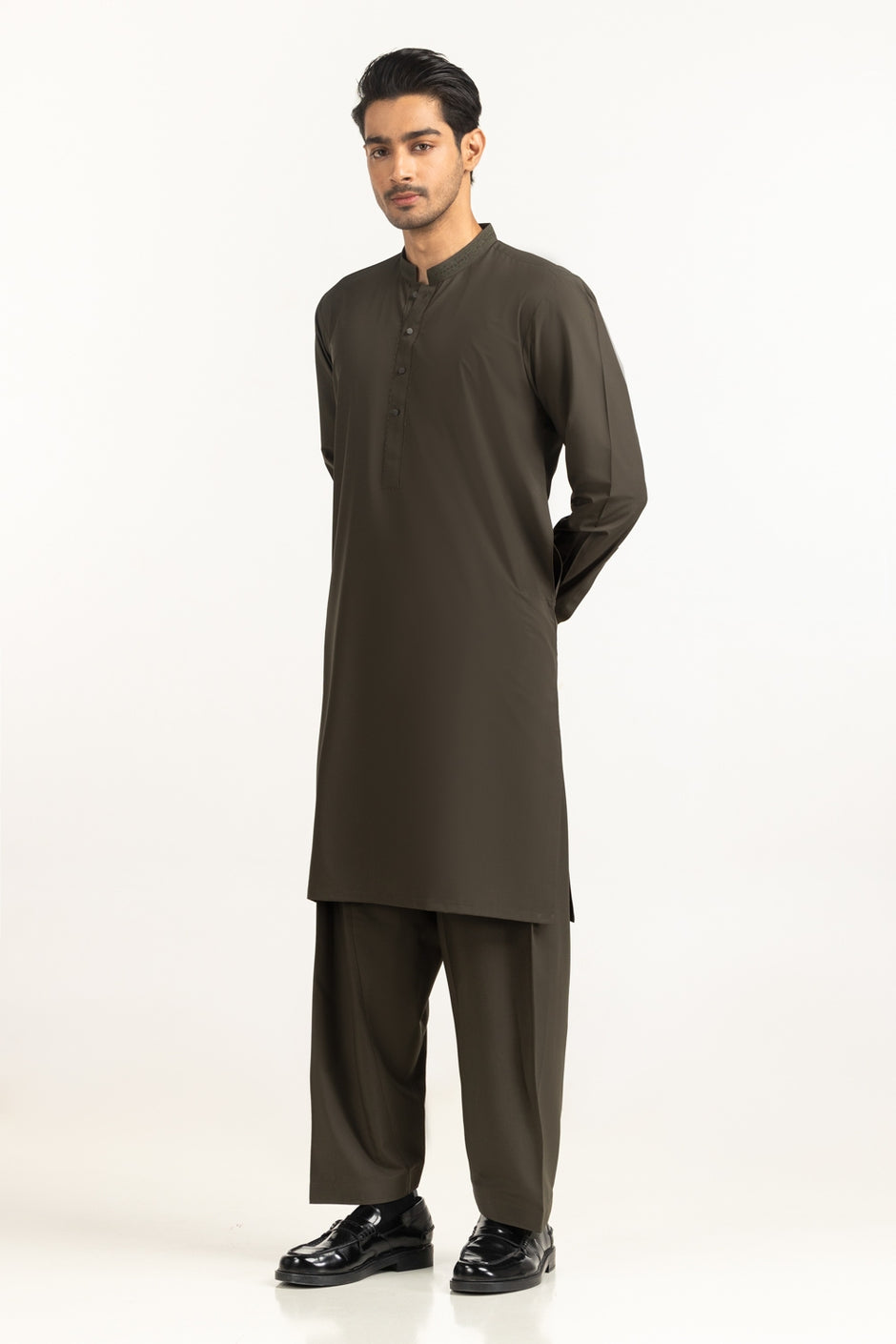 Regular Fit Styling Suits