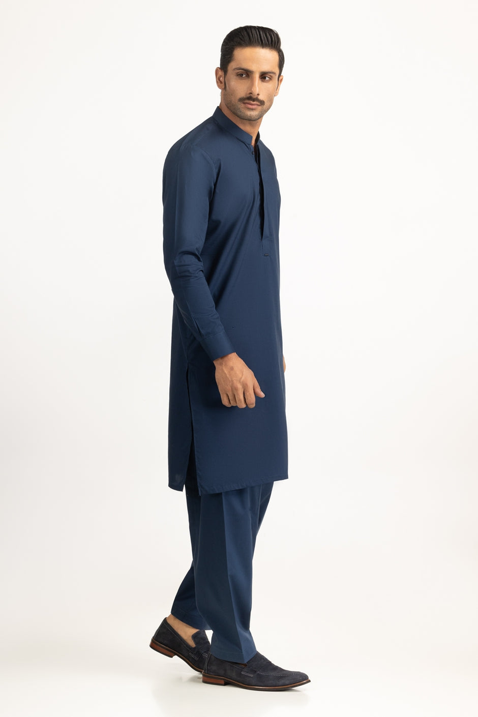 Regular Fit Styling Suits