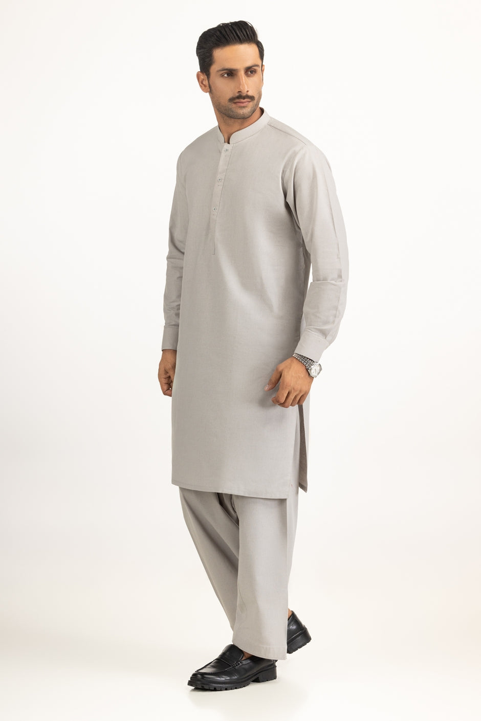 Regular Fit Styling Suits
