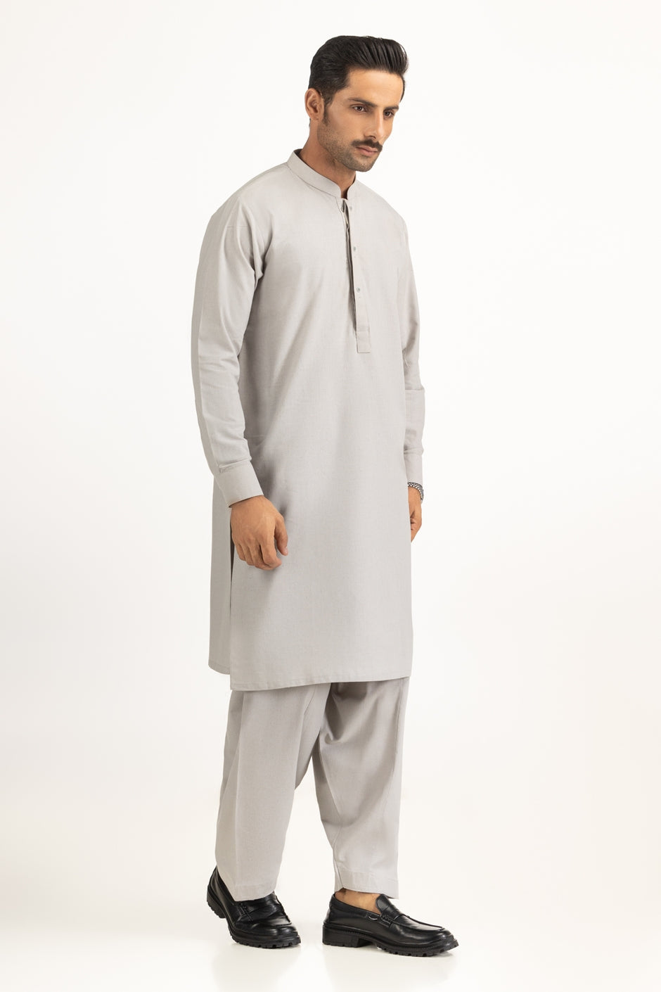 Regular Fit Styling Suits