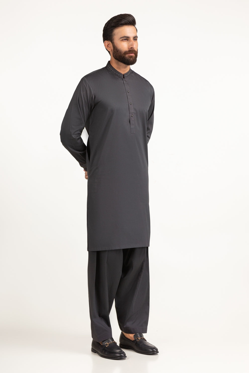 Regular Fit Basic Suits KP-EMB25-005