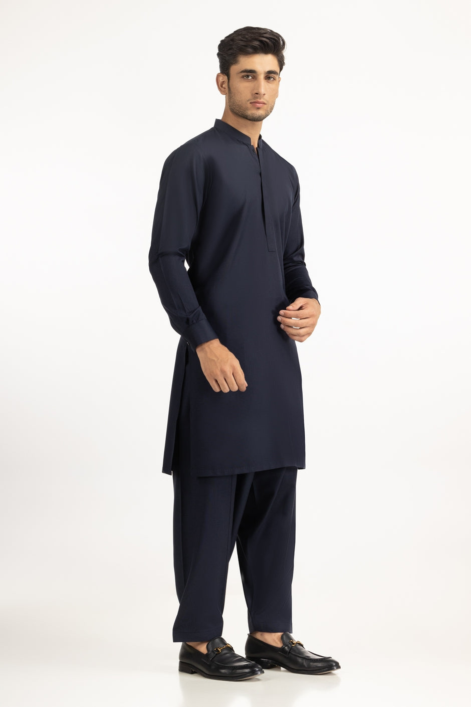 Regular Fit Styling Suits