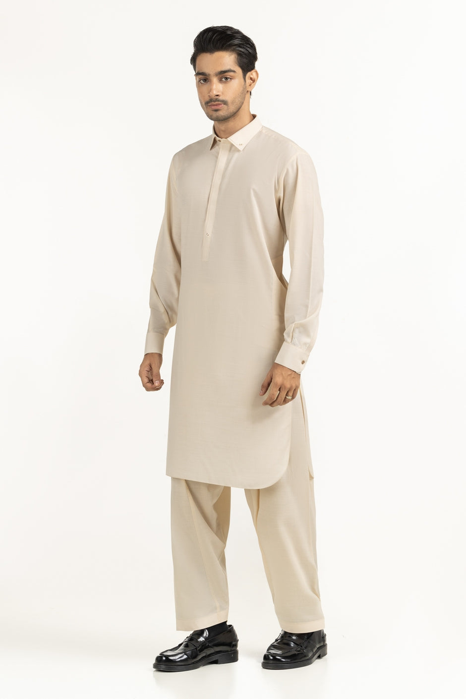Regular Fit Styling Suits