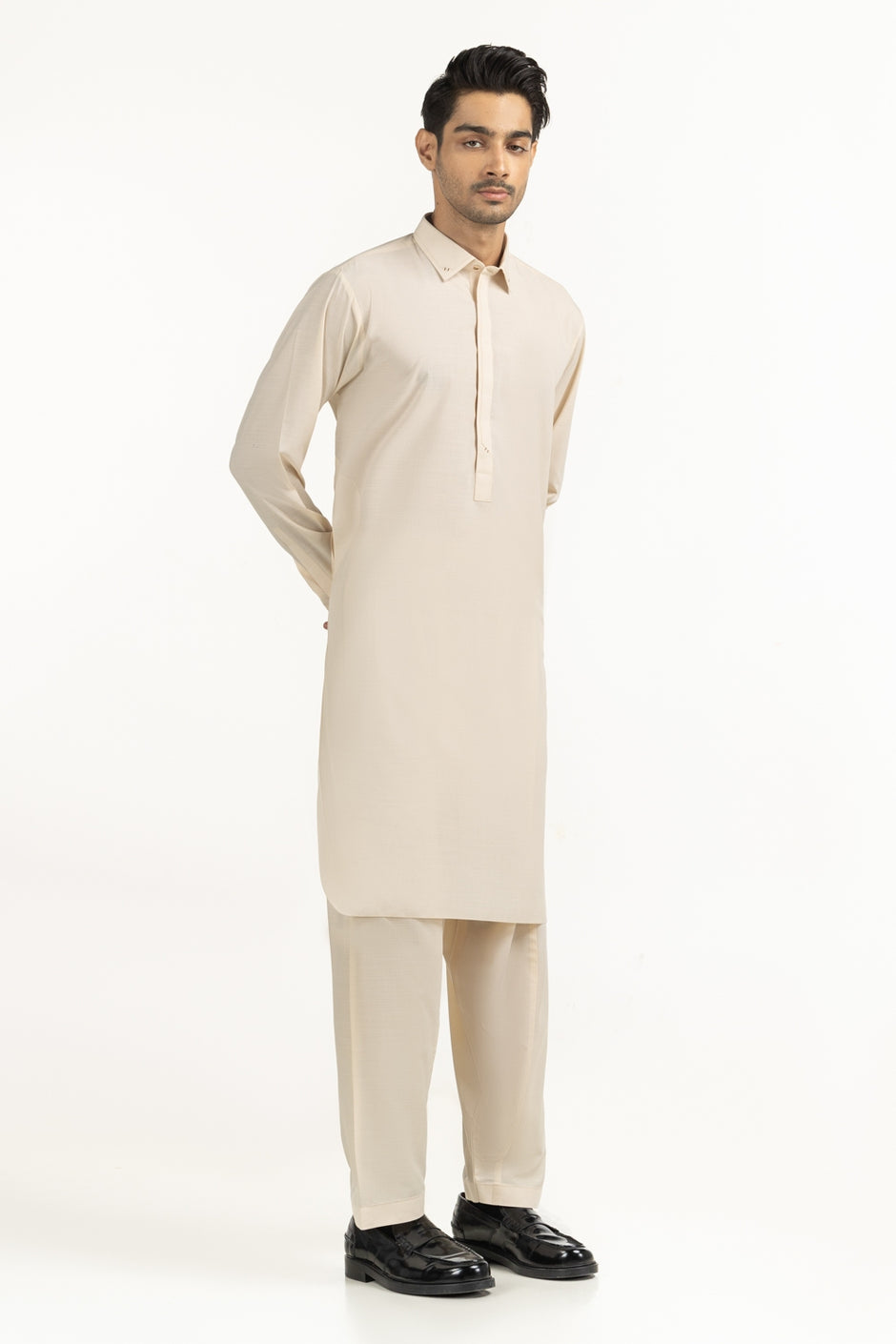 Regular Fit Styling Suits