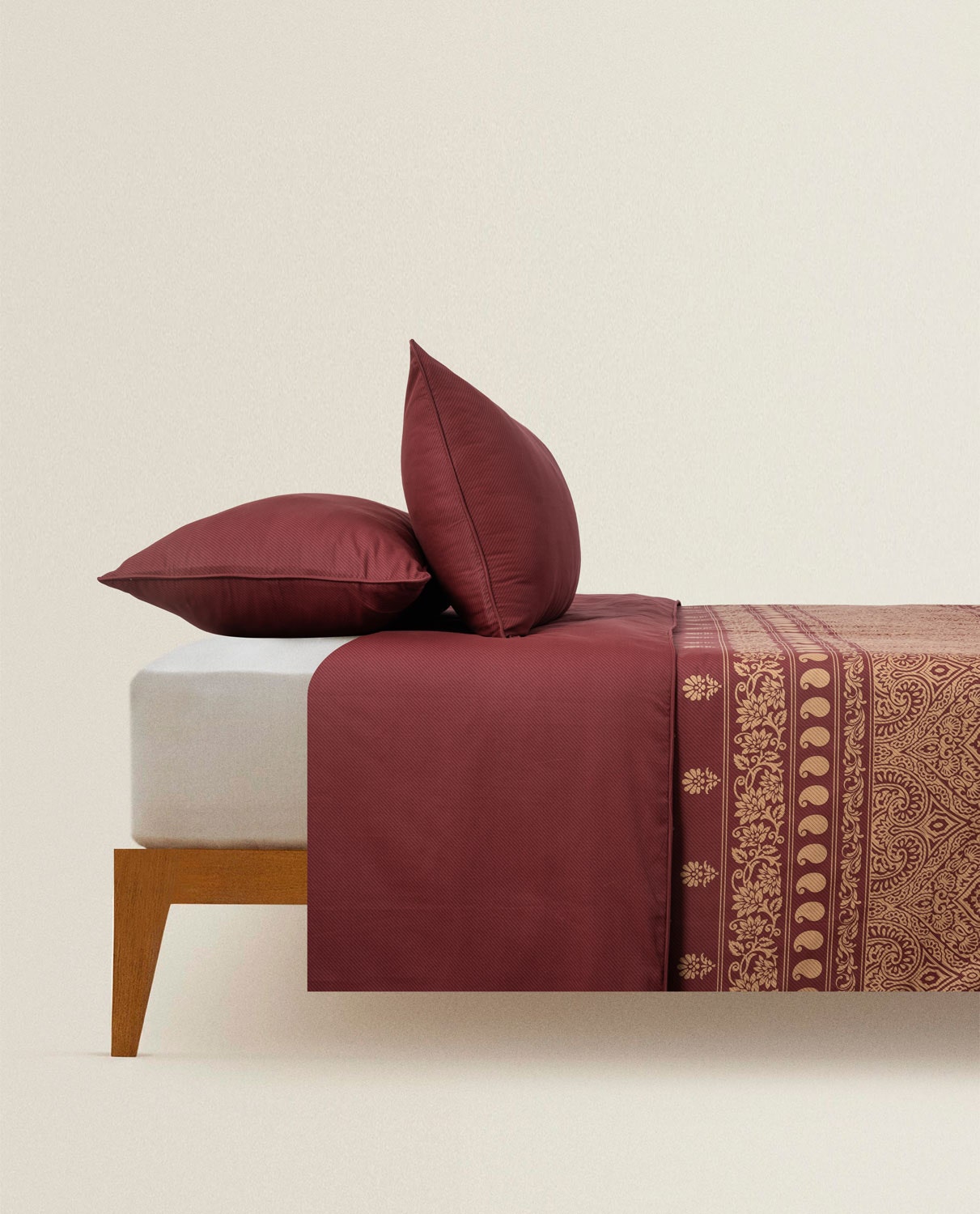 Merlot T-200 Quilt Cover Set