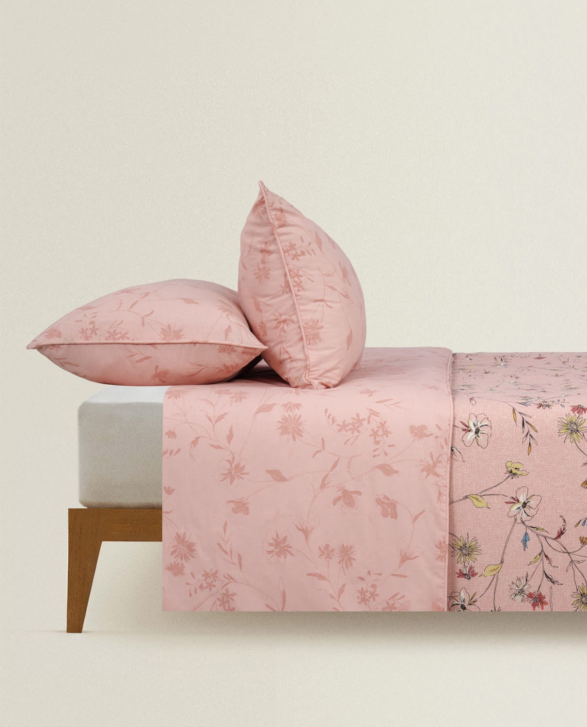 Mist T-150 Quilt Cover Set
