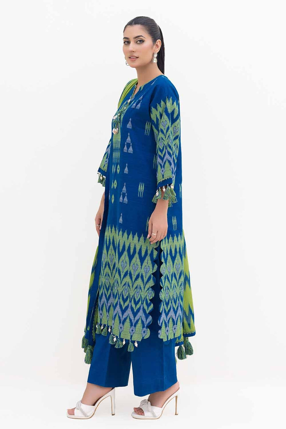 3 Piece Unstitched Jacquard Suit with Printed Cotton Net Dupatta