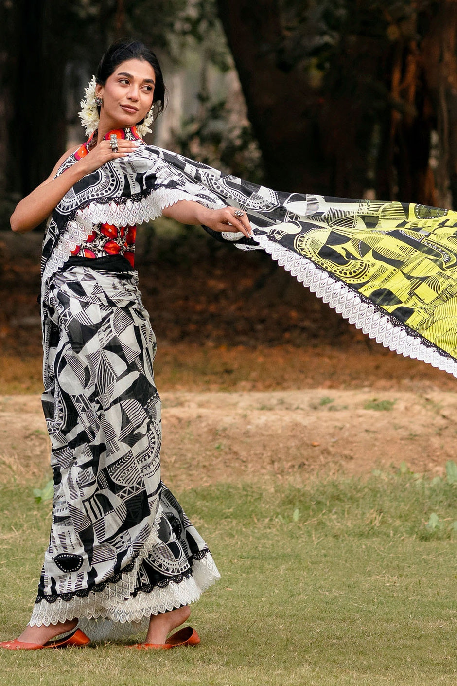 3 Piece Unstitched Denting Lawn Saree