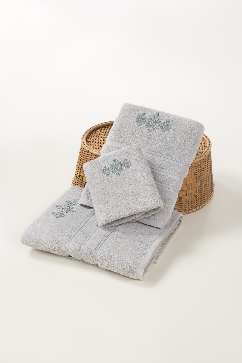 Mystic 3Pc Embroidered Towel Set