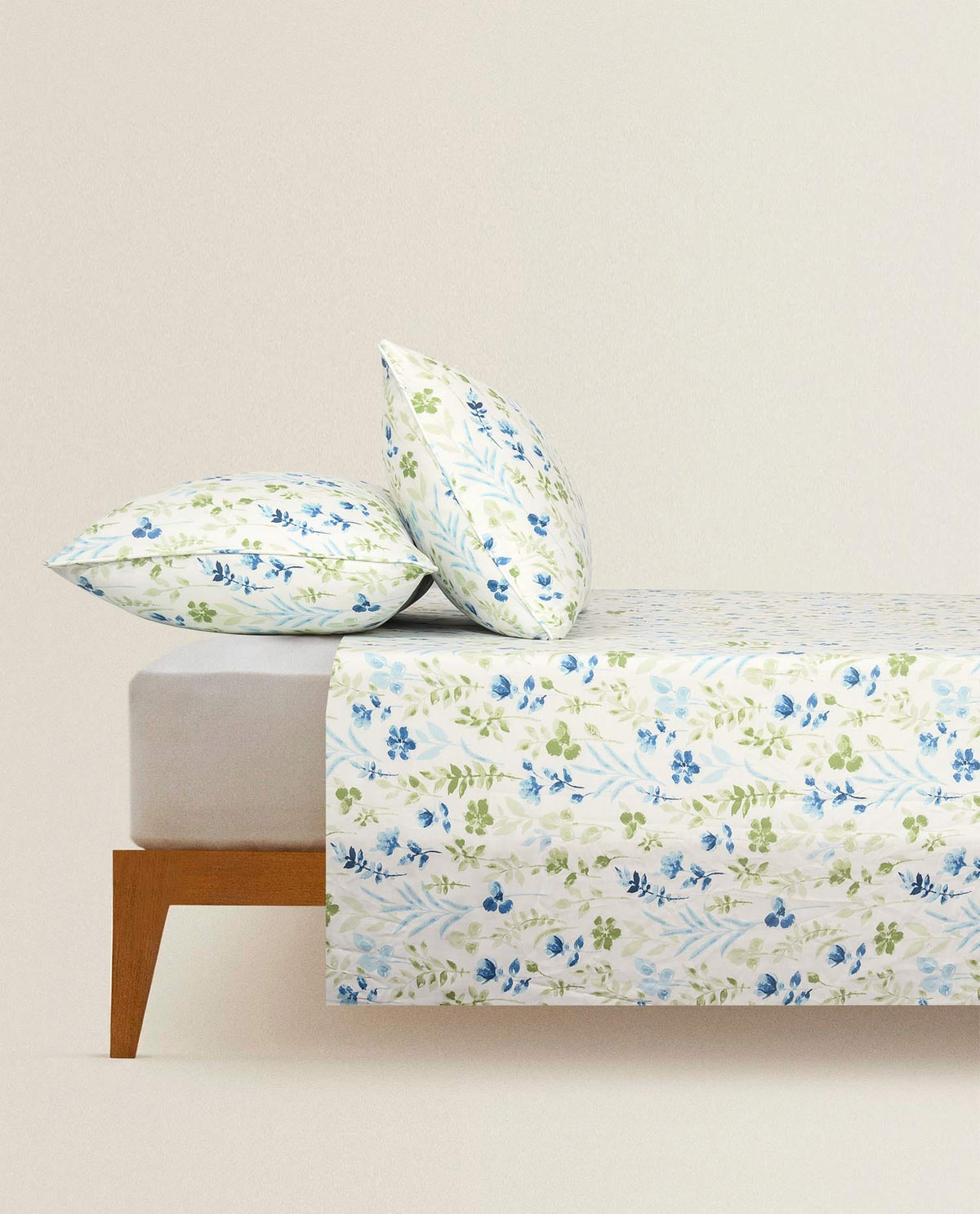 Mystic T-200 Bed Sheet Set