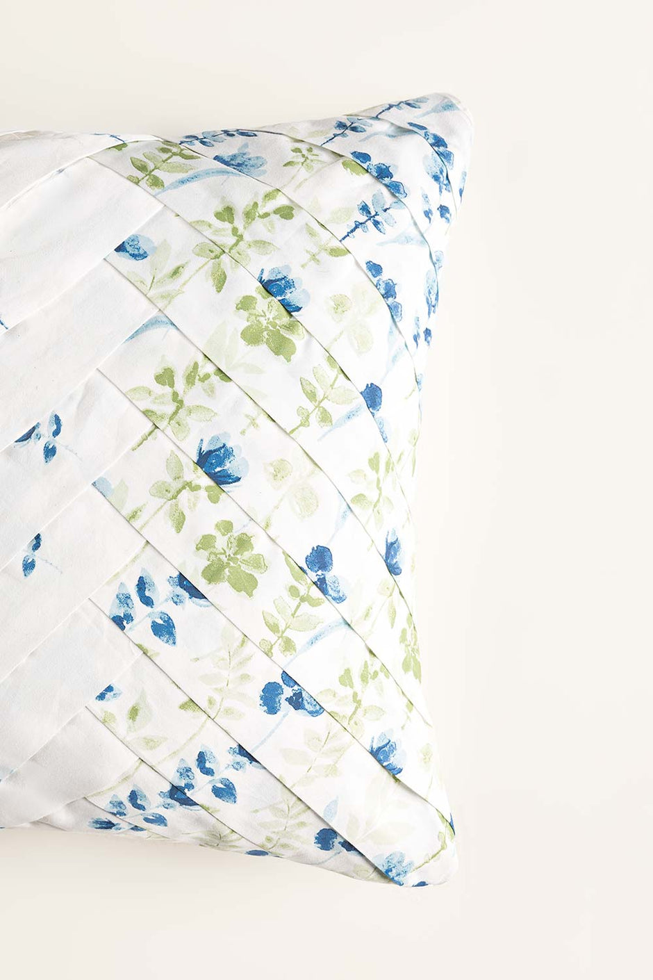 Mystic T-200 Square Cushion Cover