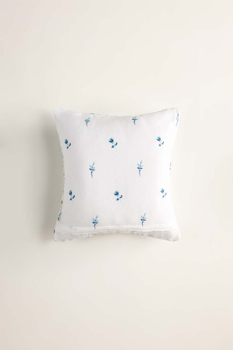 Mystic T-200 Square Cushion Cover