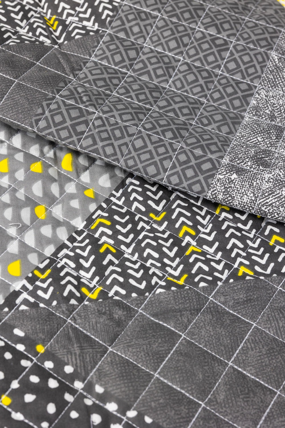 Neo Abstract T-150 Multi Purpose Mat
