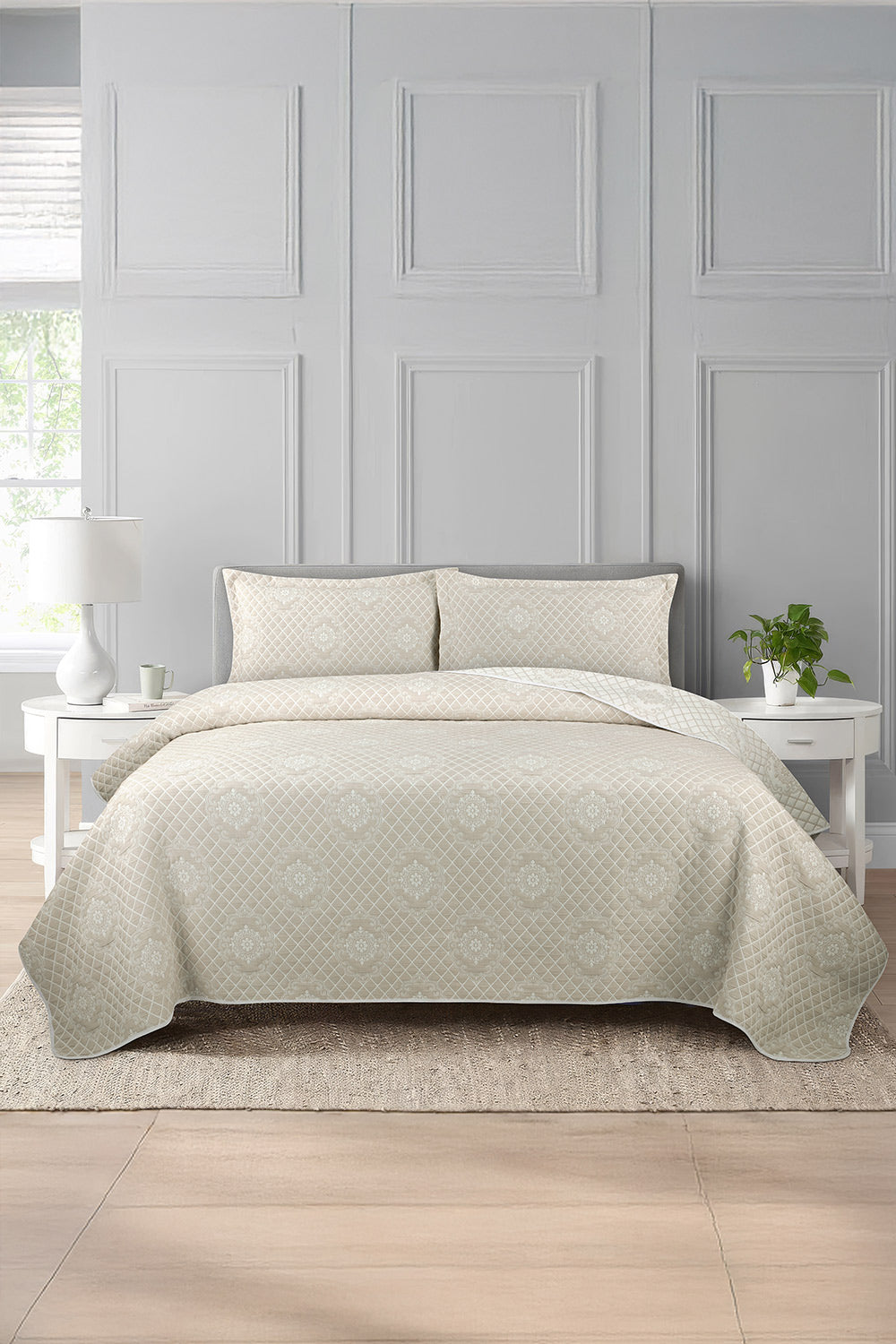 Off White Multi Layer Jacquard Bed Spread Set