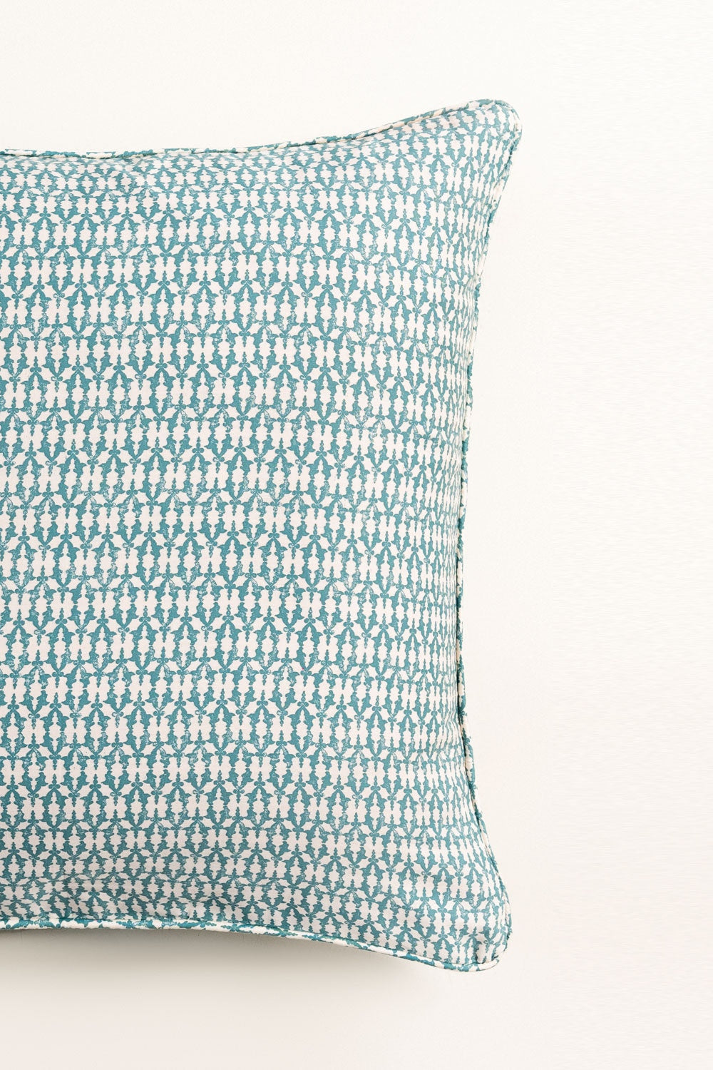 Opal Glory T-200 Euro Sham Cushion Cover
