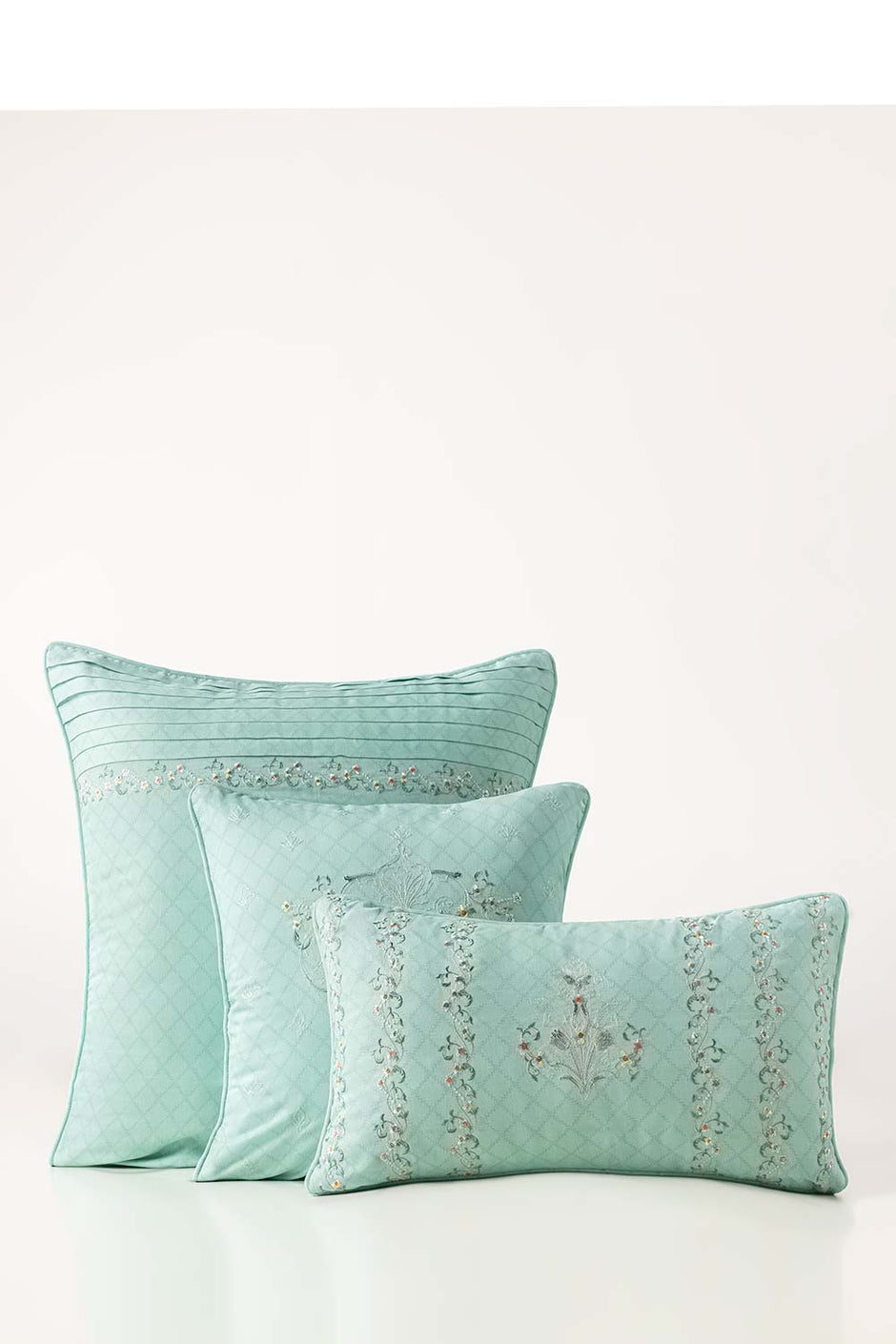 Opal Charm T-200 Square Cushion Cover