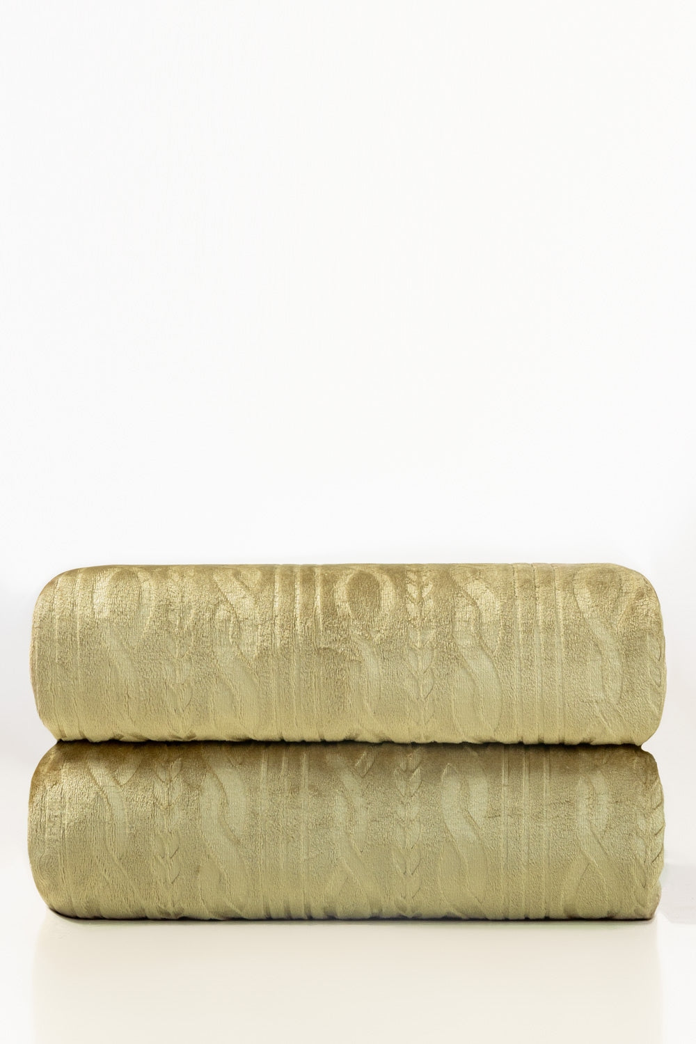 AW24-Oyester Embossed Single Ply Fleece Throw