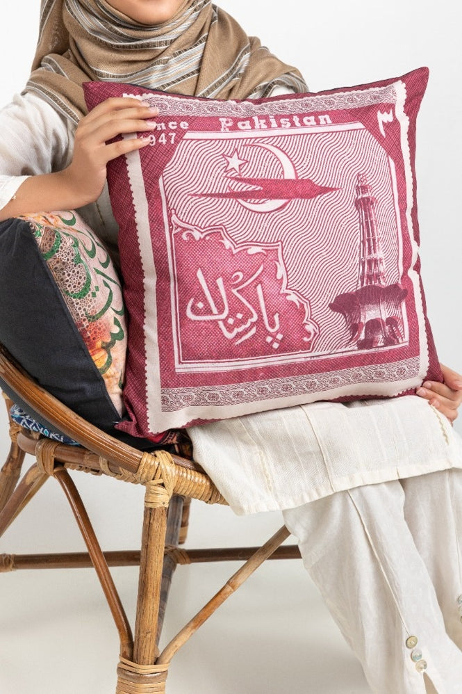 SS24-PAK-007 Digital Square Cushion Cover