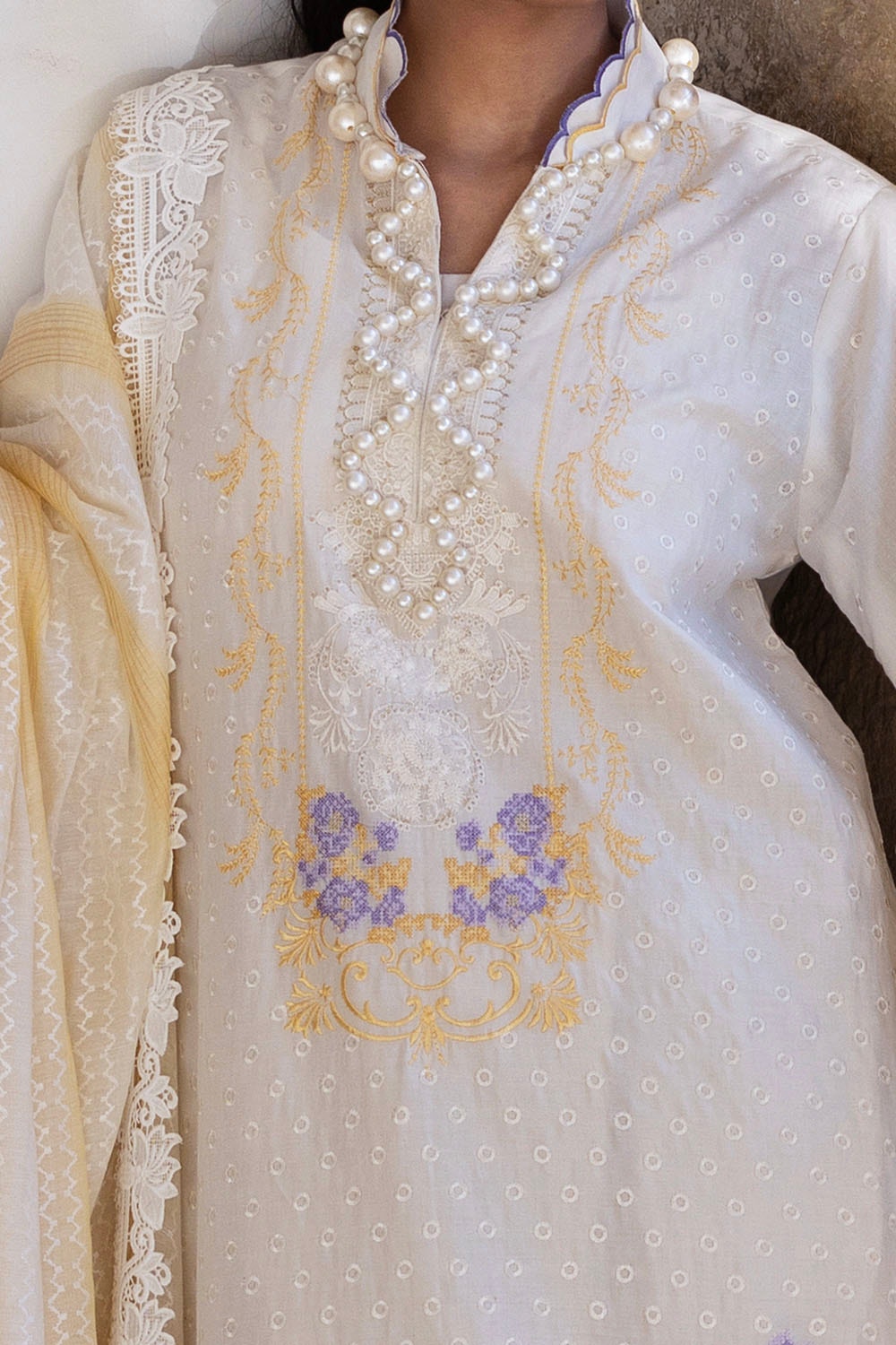 3 Piece Unstitched Embroidered Lawn Suit with Paper Cotton Dupatta FE-52019