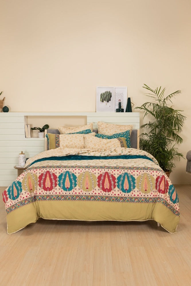 Phool Bagh T-150 Quilt Cover Set