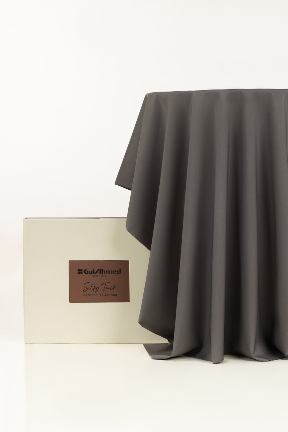 Platinvm Unstitched Fabric Cotton with Gift Box