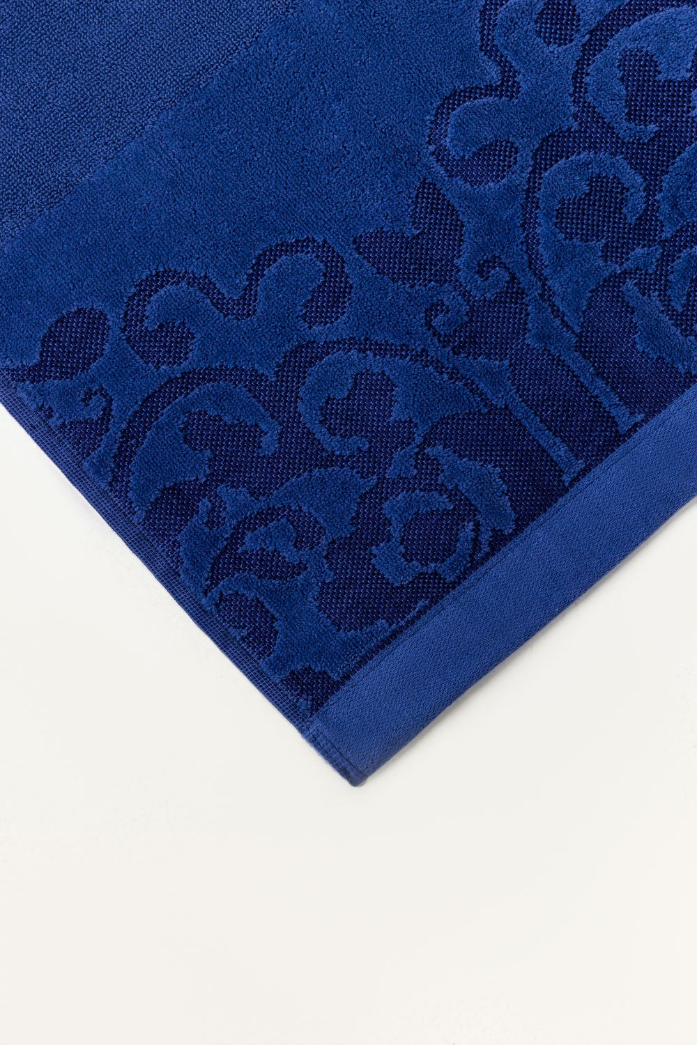 Poseidon Jacquard Dyed Towel