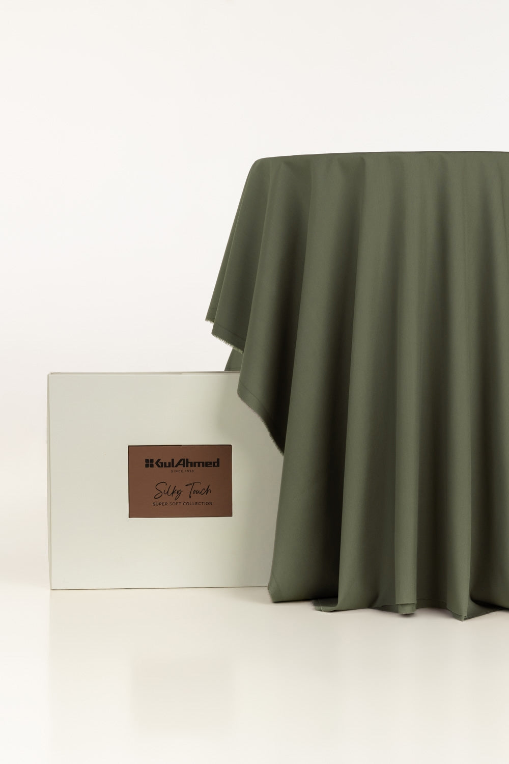 Prince Luxury Plus Unstitched Fabric Cotton with Gift Box