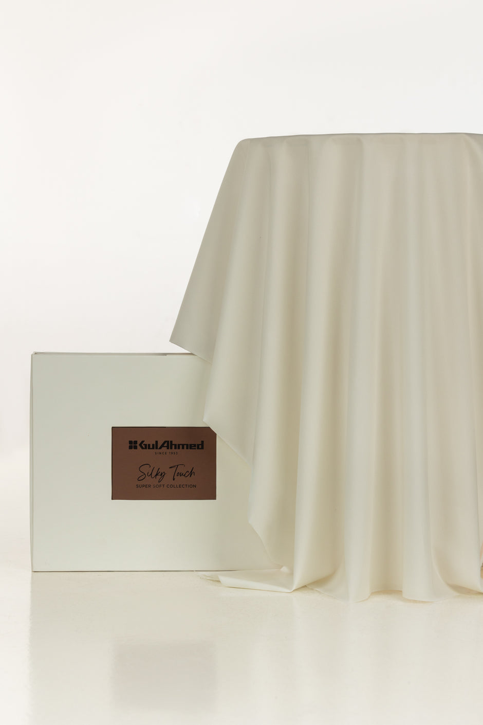 Prince Luxury Plus Unstitched Fabric Cotton with Gift Box