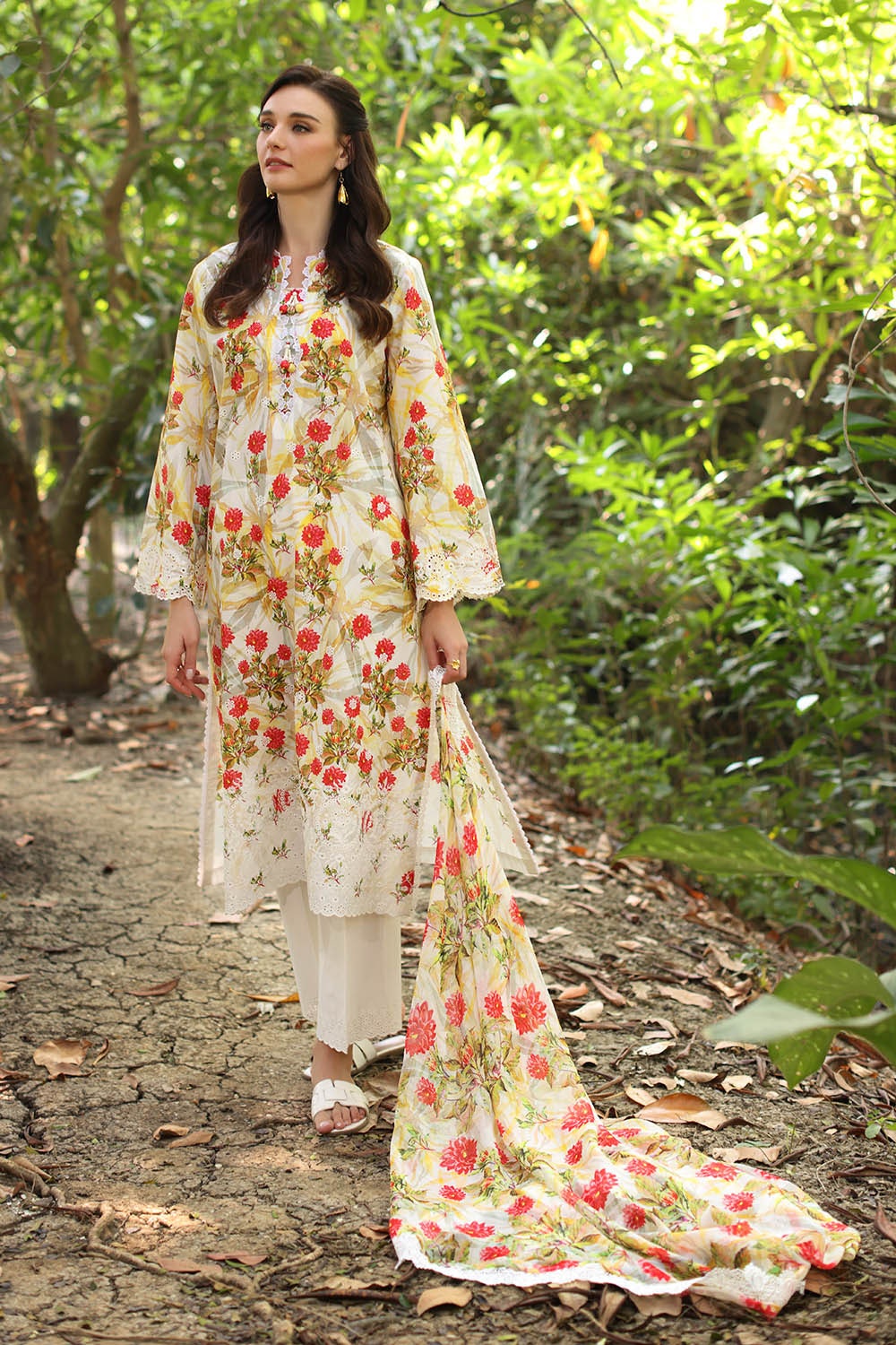 3 Piece Unstitched Embroidered Printed Lawn Suit with Printed Chiffon Dupatta PR-52006