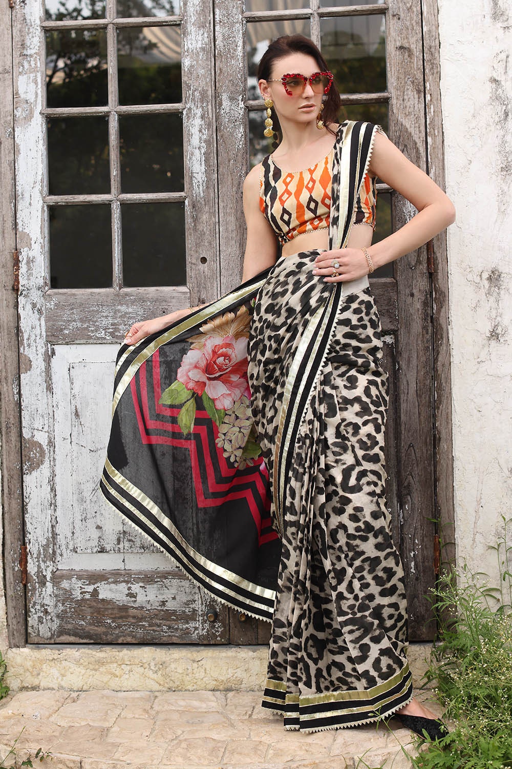 3 Piece Unstitched Denting Lawn Saree  SR-52007
