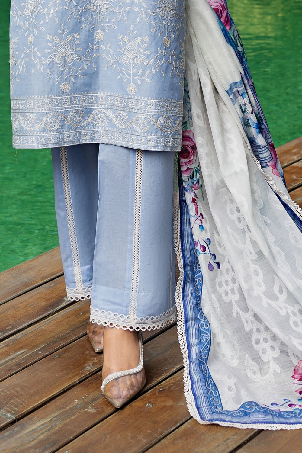 3 Piece Unstitched Embroidered Lawn Suit with Printed Jacquard Dupatta