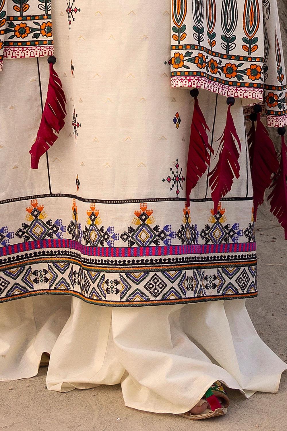 3 Piece Unstitched Embroidered Zari Jacquard Suit with Gold Printed Lawn Dupatta