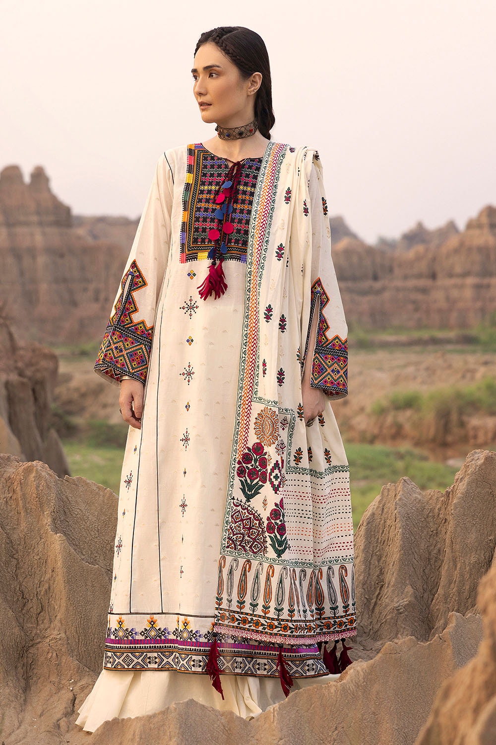 3 Piece Unstitched Embroidered Zari Jacquard Suit with Gold Printed Lawn Dupatta