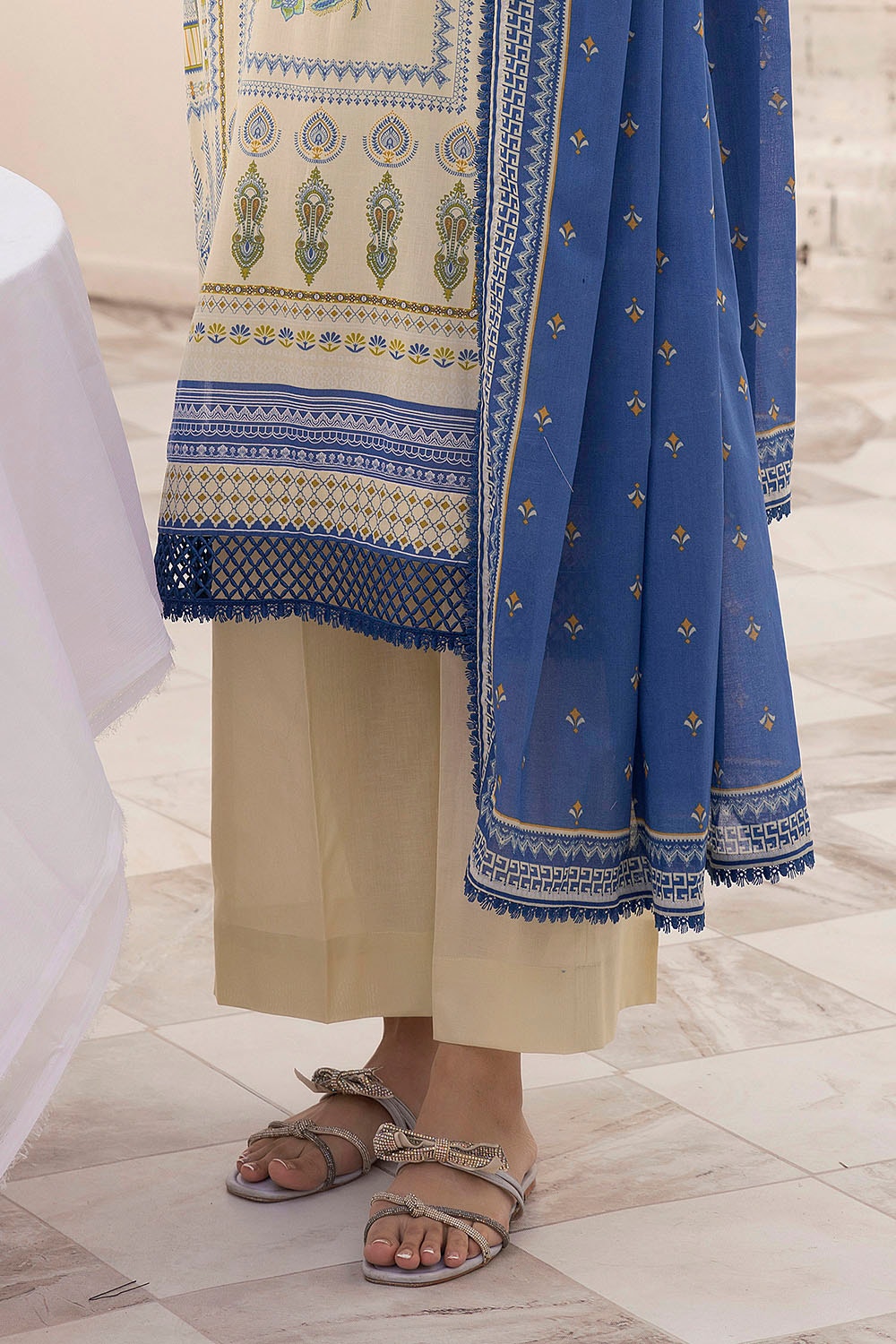 3 Piece Unstitched Embroidered Printed Lawn Suit with Printed Lawn Dupatta
