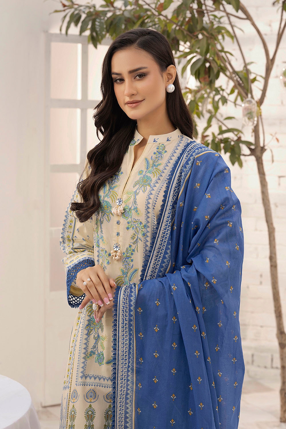 3 Piece Unstitched Embroidered Printed Lawn Suit with Printed Lawn Dupatta