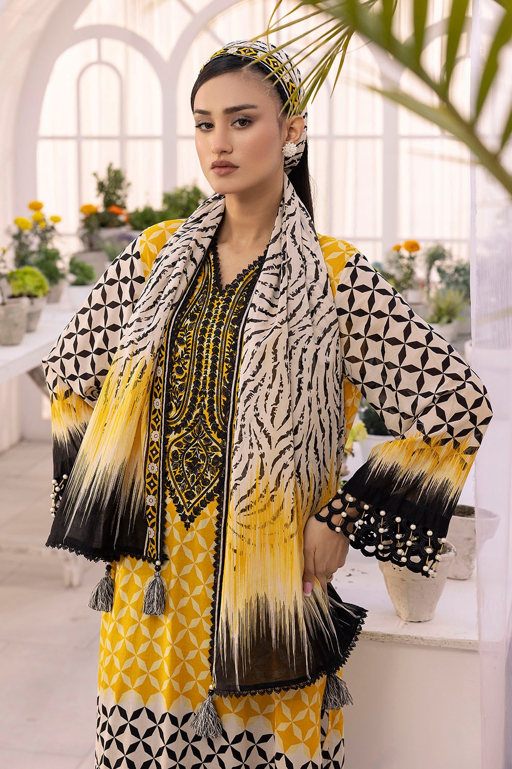 3 Piece Unstitched Embroidered Printed Lawn Suit with Printed Lawn Dupatta CL-52316