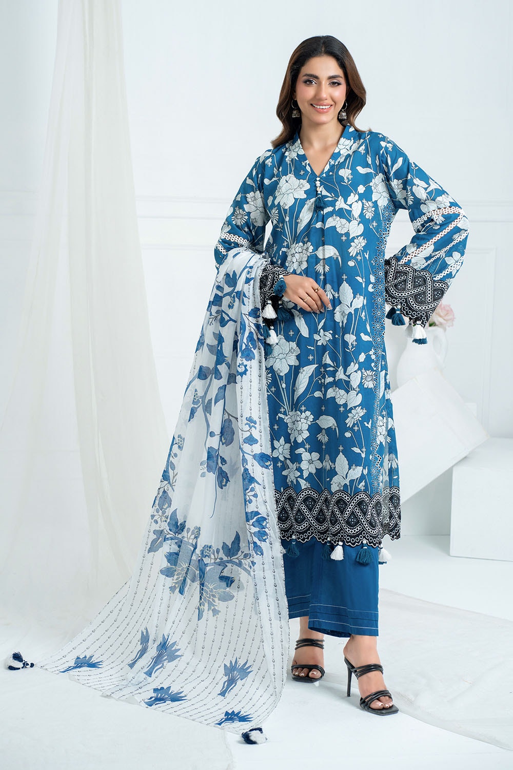 3 Piece Unstitched Printed Lawn Suit SD-42055