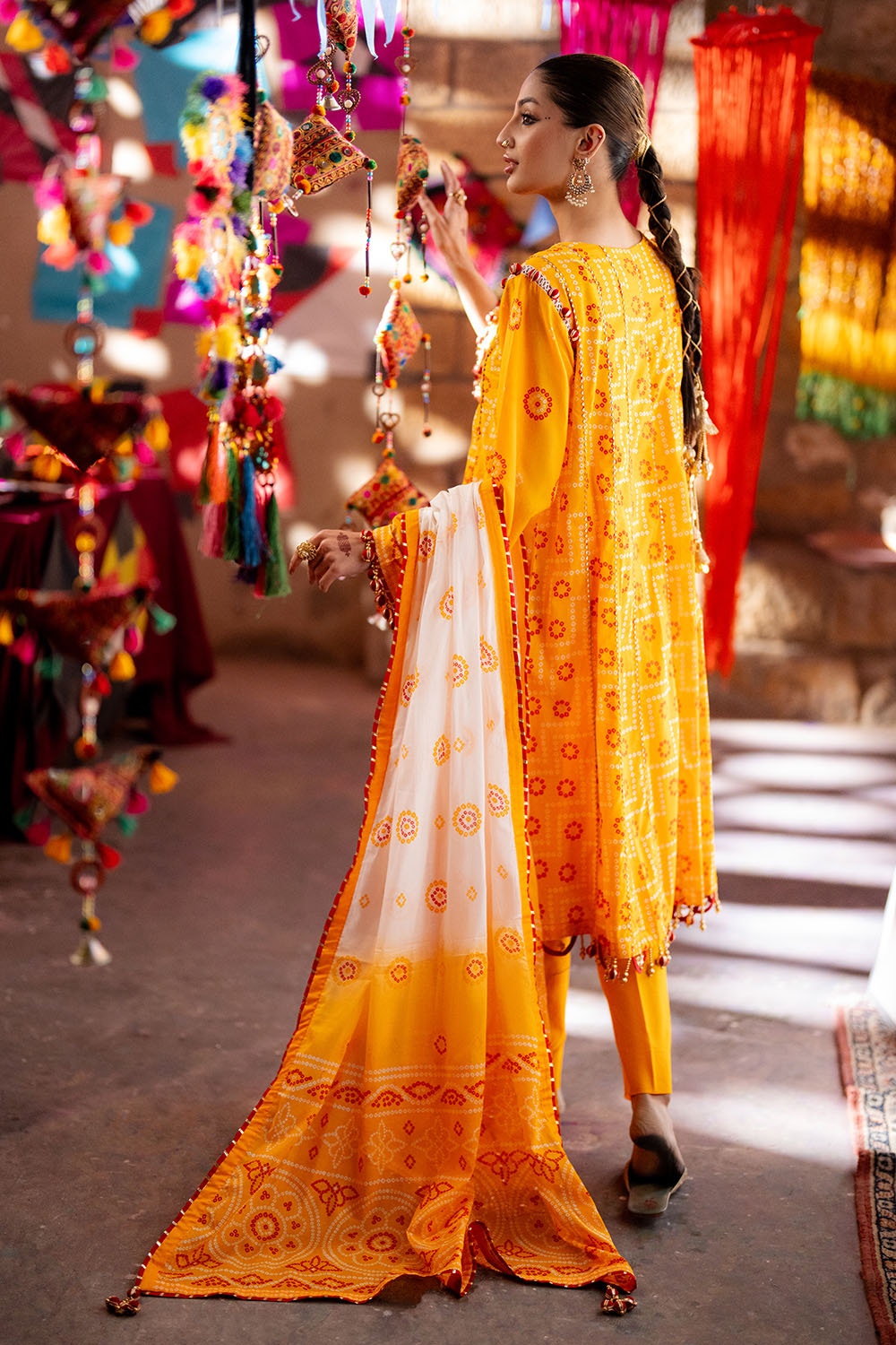 3 Piece Unstitched Printed Lawn Suit CL-52170 A