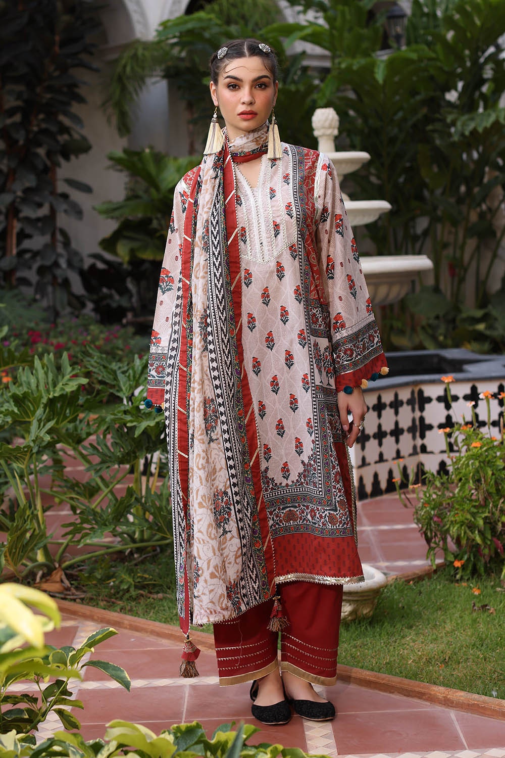 3 Piece Unstitched Printed Lawn Suit with Printed Lawn Dupatta CL-52511