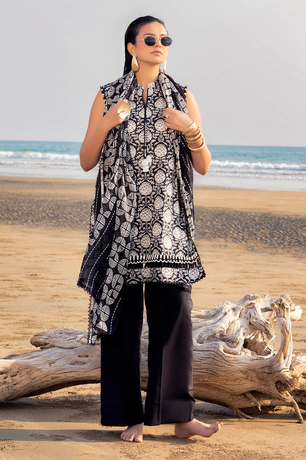 3 Piece Unstitched Printed Lawn Suit B-52013