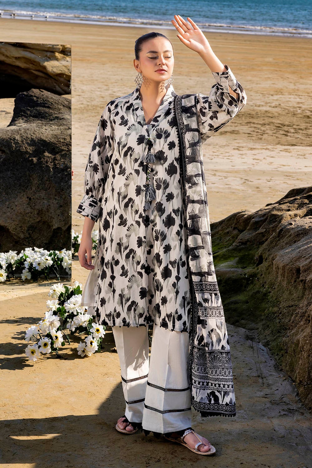 3 Piece Unstitched Printed Lawn Suit B-52020