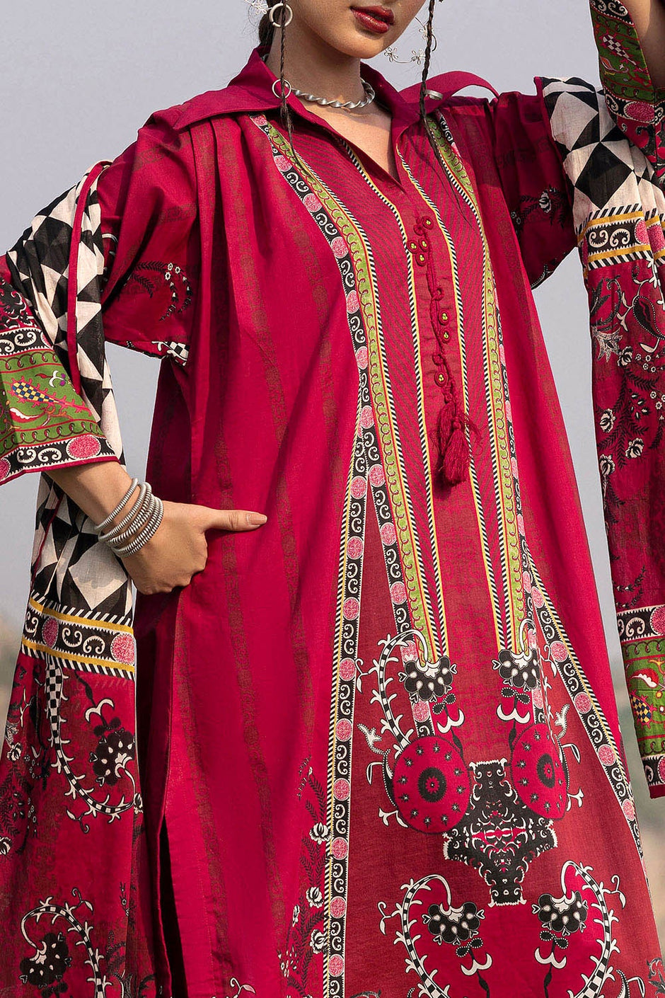 3 Piece Unstitched Printed Lawn Suit