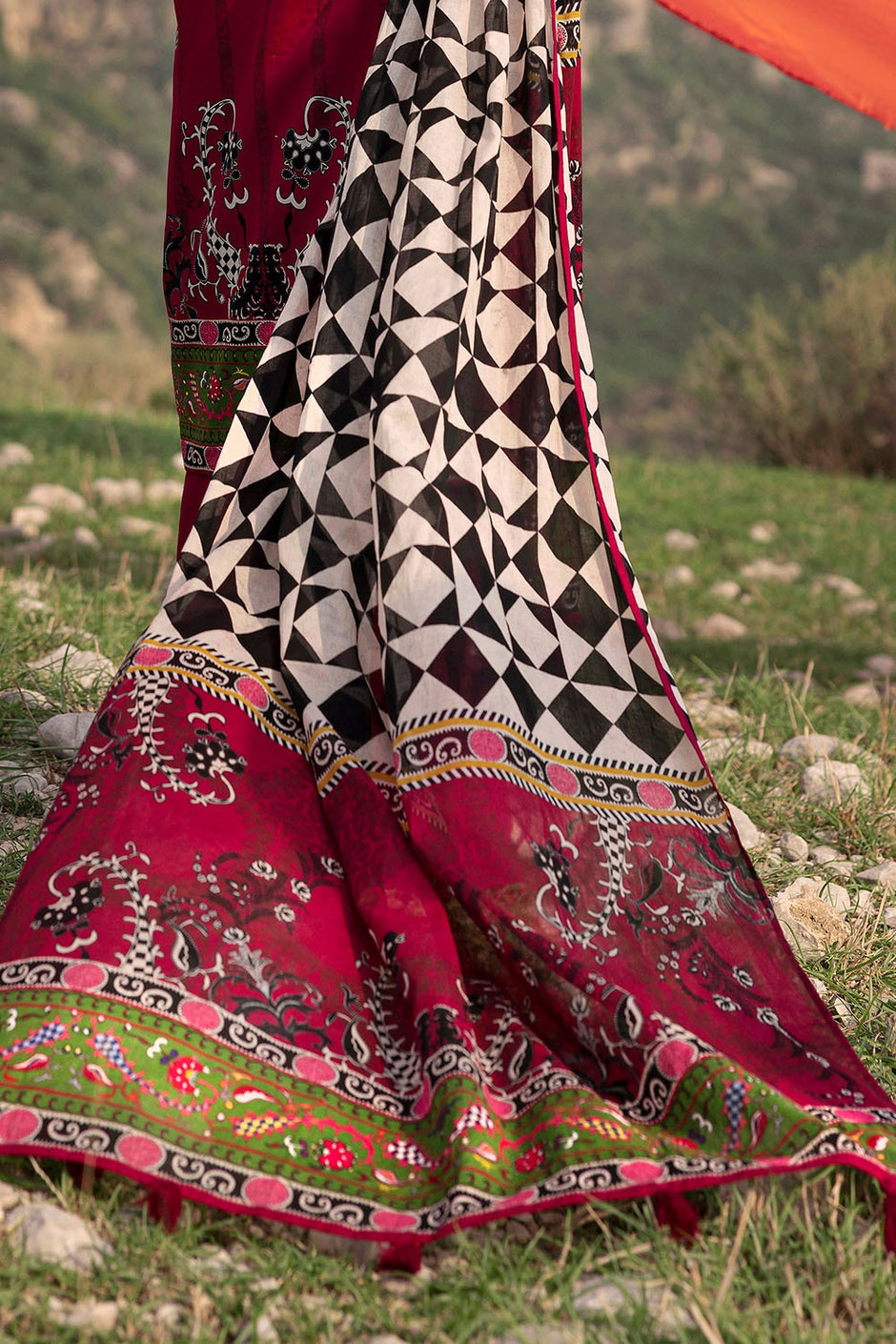 3 Piece Unstitched Printed Lawn Suit